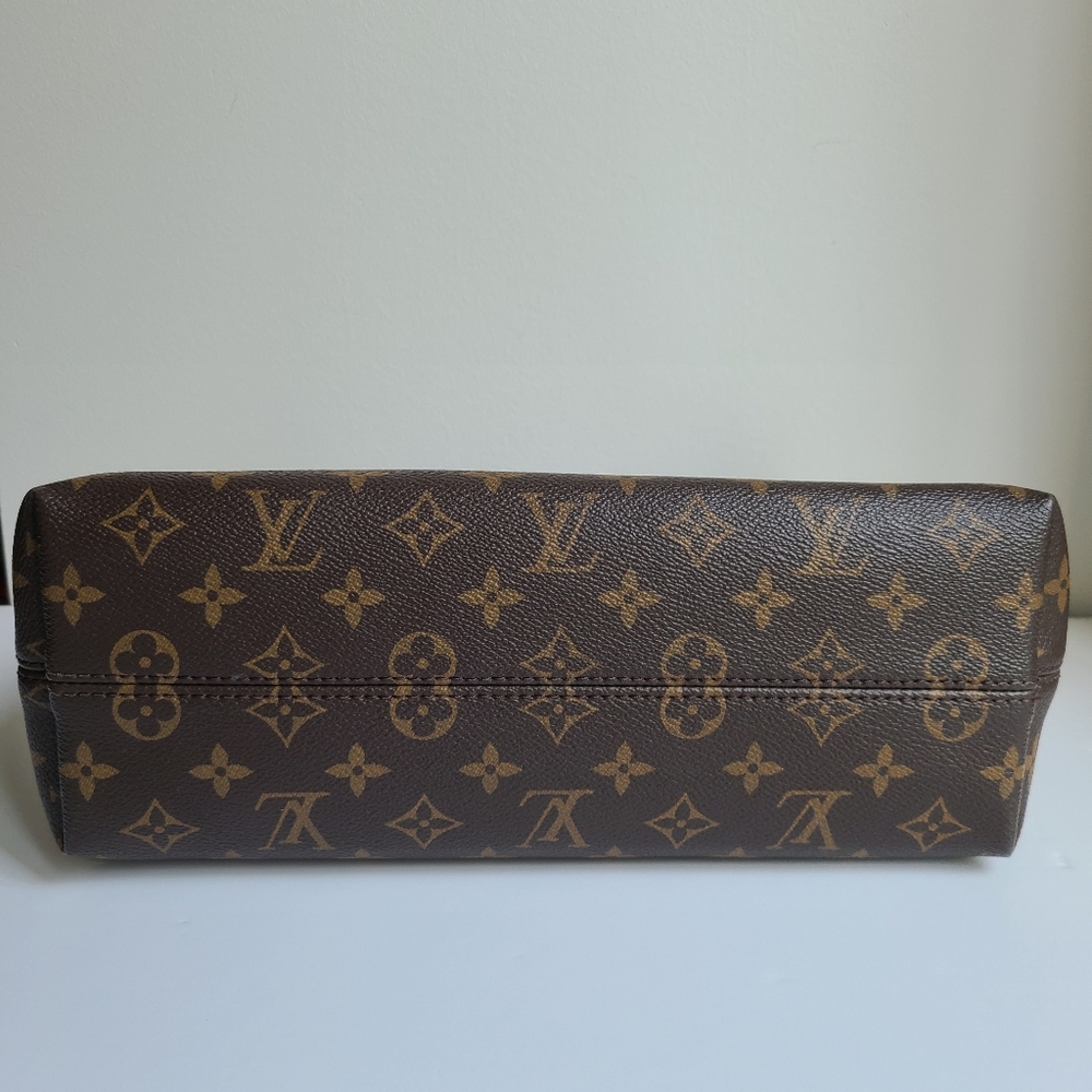 Louis Vuitton Graceful PM Tote Bag - Picture 9 of 16